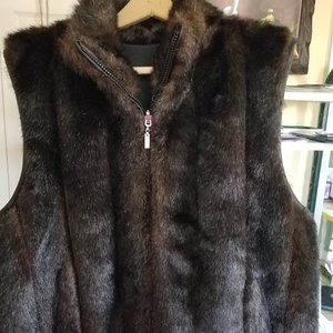 GIACCA GALLERY Faux Fur Woman's Lined/Reversible Winter Vest